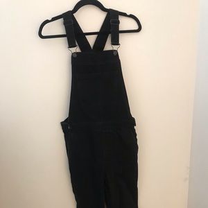 Topshop....black overalls! 💓